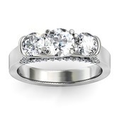 three stone diamond engagemen ring