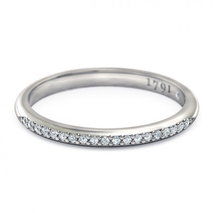 Maia Celebration Ring in 18kt White Gold AU
