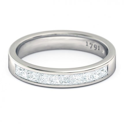 Fiorella Celebration Ring in 18kt White Gold AU