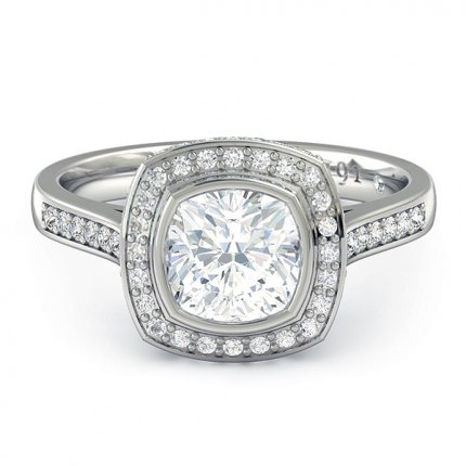 Floriana Cushion Diamond Ring in Platinum 950 AU