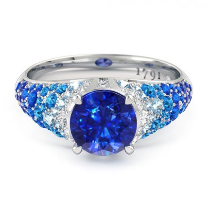 Aqua Sapphire Ring in 18kt White Gold AU