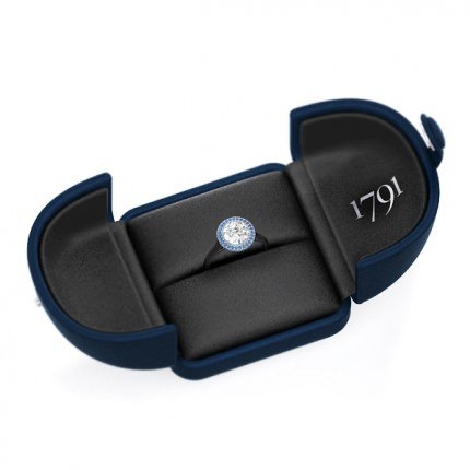 Azure Round Brilliant Diamond Ring in Platinum 950 AU - Box View