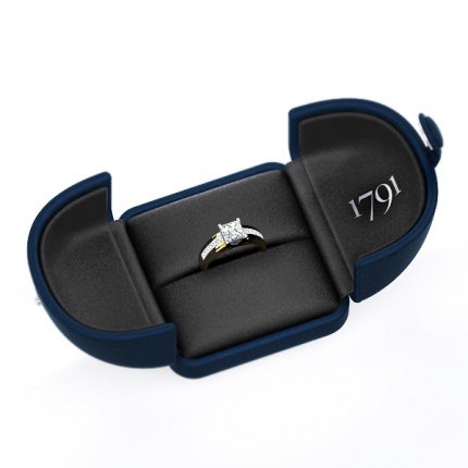 1791 Princess Princess Engagement Ring in 18kt Yellow Gold AU - Box View