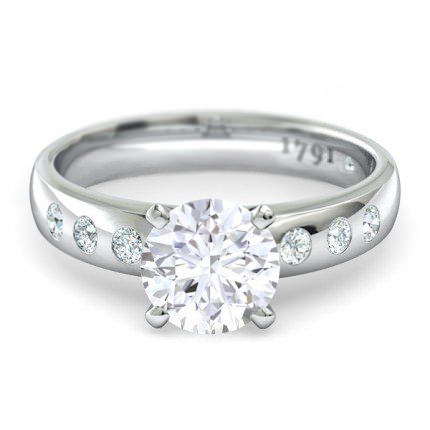 Radiosa Round Brilliant Diamond Ring in Platinum 950 AU