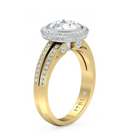 Essence Round Brilliant Diamond Ring in 18kt Yellow Gold AU - Main View