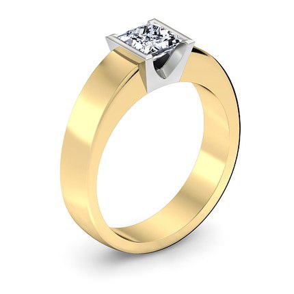 La Lucia Princess Diamond Ring in 18kt Yellow Gold AU - Main View