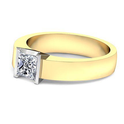 La Lucia Princess Diamond Ring in 18kt Yellow Gold AU - Side View