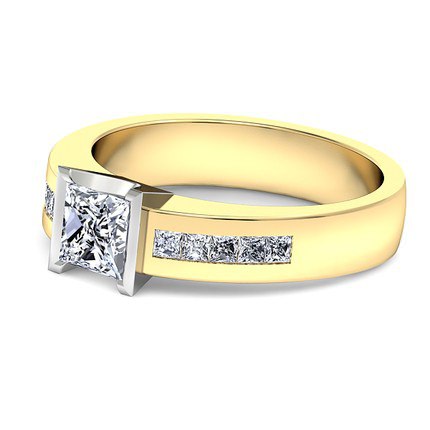 Quadrata Princess Diamond Ring in 18kt Yellow Gold AU - Side View