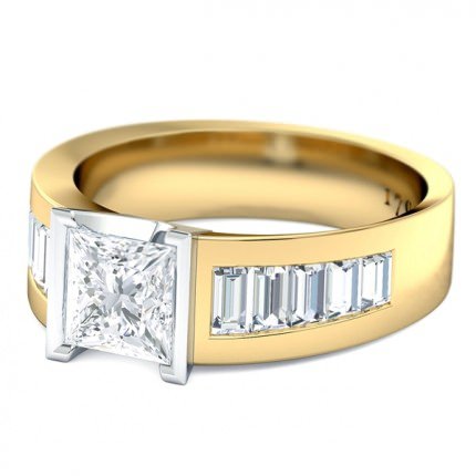 Quadrata Princess Diamond Ring in 18kt Yellow Gold AU - Side View