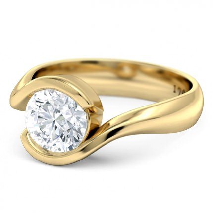 The Embrace Round Brilliant Engagement Ring in 18kt Yellow Gold AU - Side View
